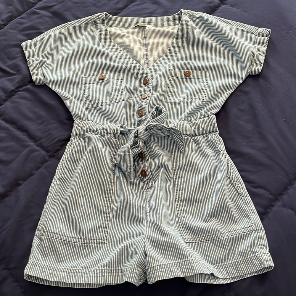 AE blue striped romper